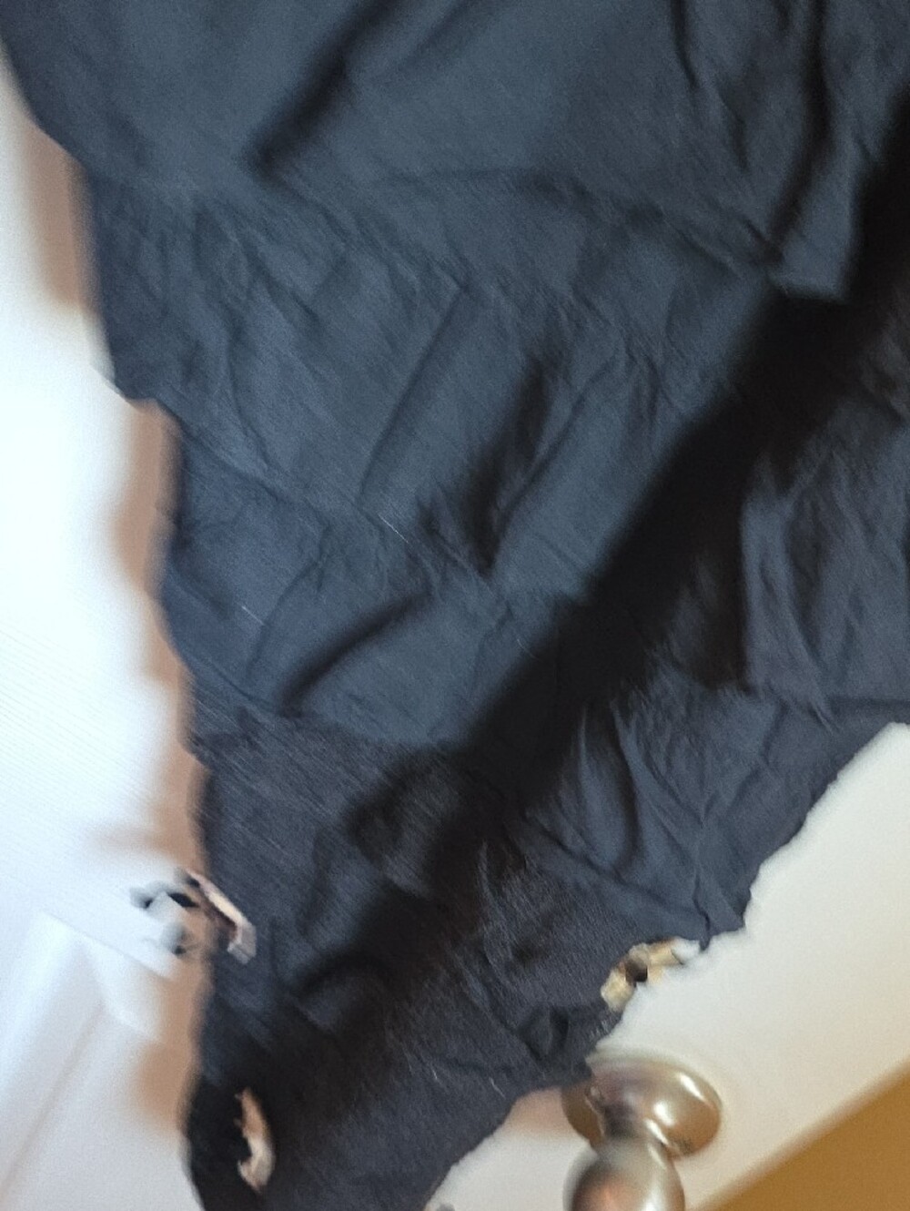Magnolia Pearl Black Tiered Ruffle Capris - Picture 9 of 9